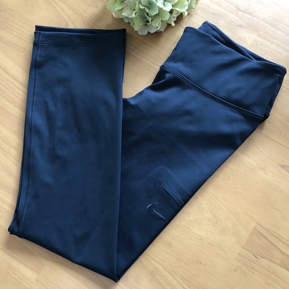 Nike Pants - Nike crop tights